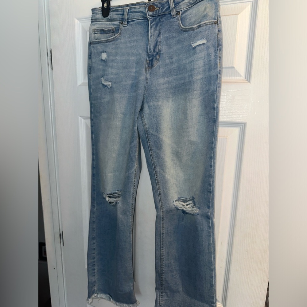 Light wash jeans